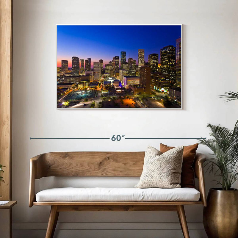 Houston crépuscule ciel, 43 po x 29 po, Cadre flottant blanc
