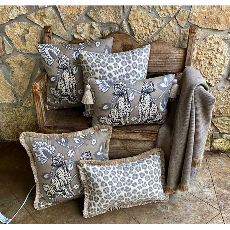 Lumbar Indoor/Outdoor Pillow Cover & Insert