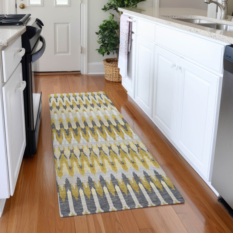 Premium Machine Washable Prisco Gold Rug, Runner 2'3" x 7'6"