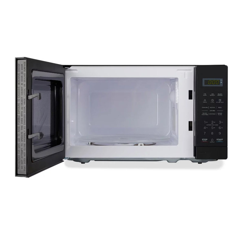 Black+Decker 0.7 Cubic Feet 700 Watt Countertop Microwave, Black
