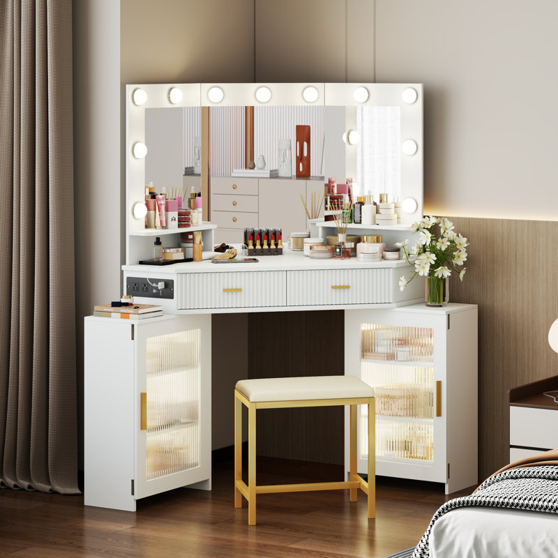 Ensemble de coiffeuse de maquillage moderne avec miroir et armoires Modern Corner, null