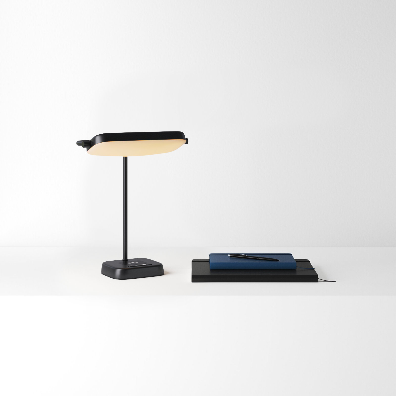 Metal USB Desk Lamp, Black, Black Metal w. Frosted Diffuser