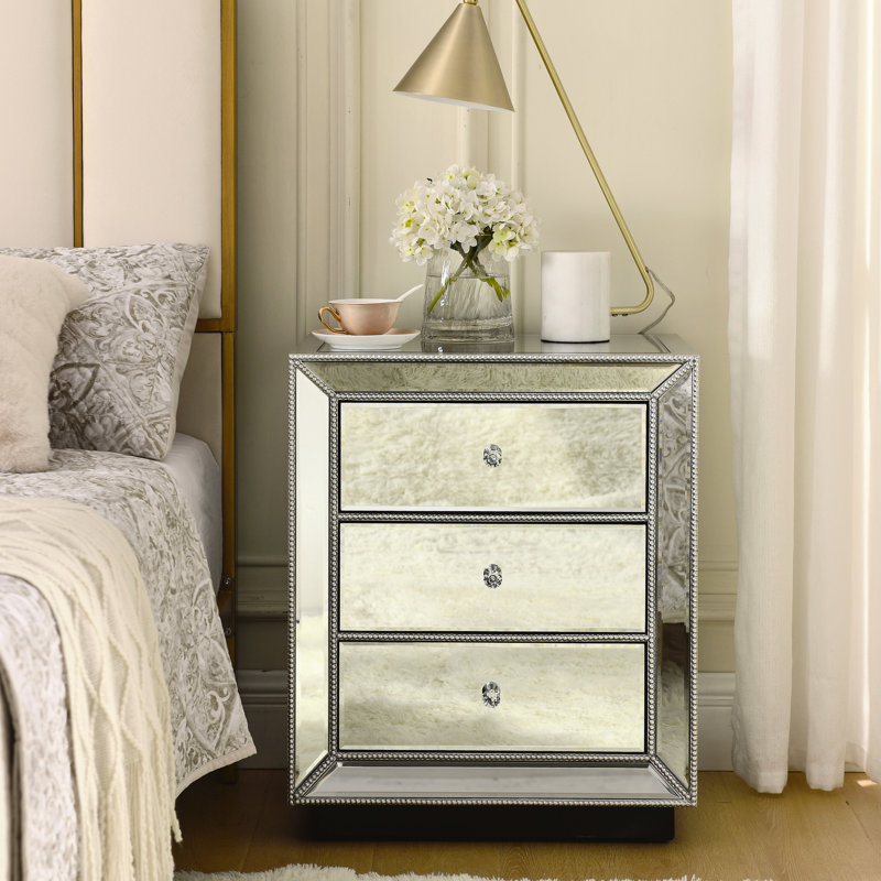 Armoire à miroir argentée avec trois tiroirs spacieux - Organisez efficacement vos effets personnels pour la chambre à coucher 3