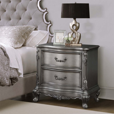 Table de chevet 2 tiroirs Platinum avec protection doublée de feutre et fabrication durable, parfaite pour un rangement élégant
