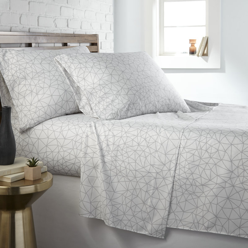 Twin XL White and Gray Geometric Microfiber Sheet Set