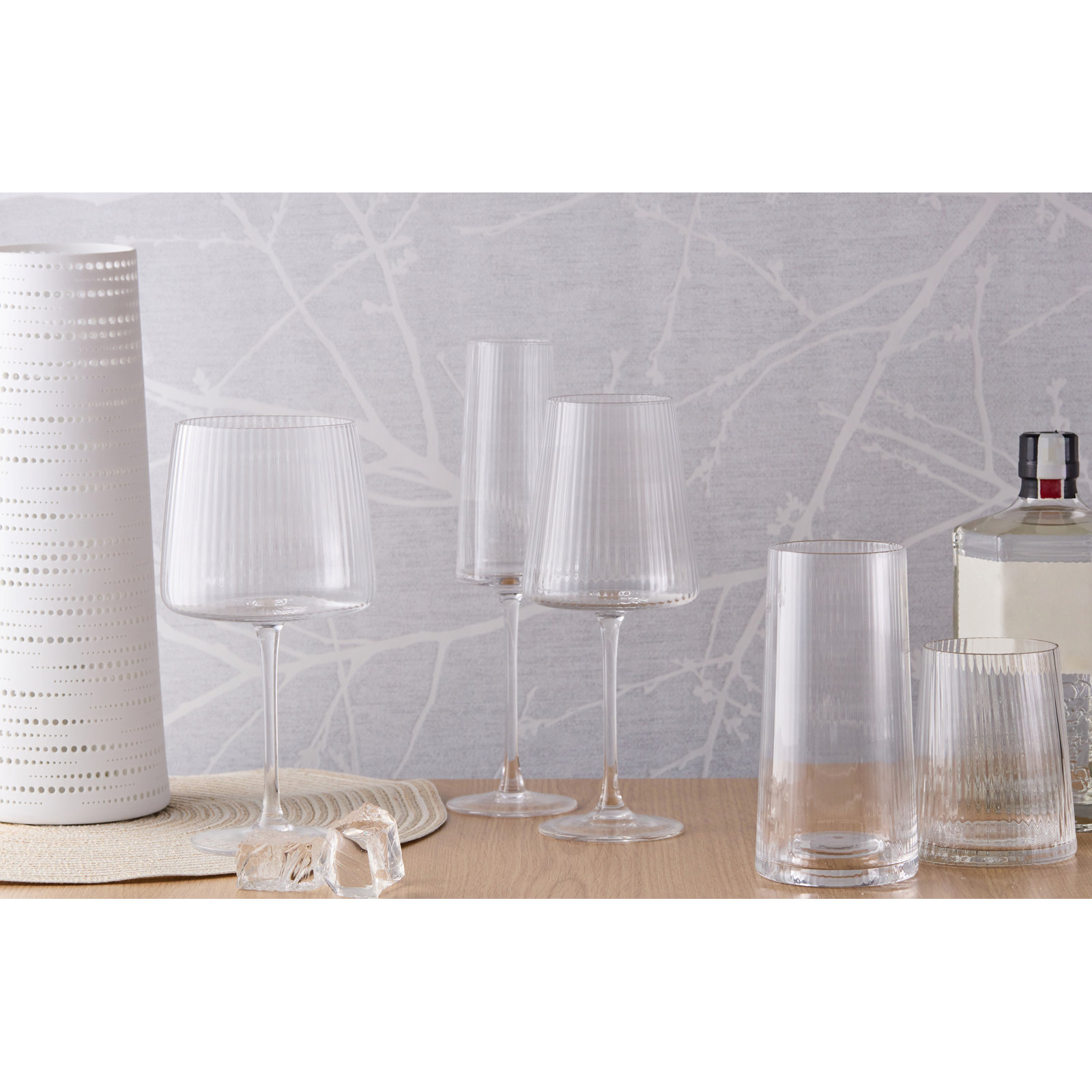 Zoya Ribbed Drinking Glass, Clear