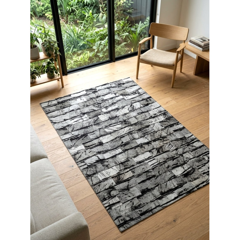 Tapis noir / blanc à motif patchwork et brique Abani Rugs Hide HID570A, 5 pi x 8 pi