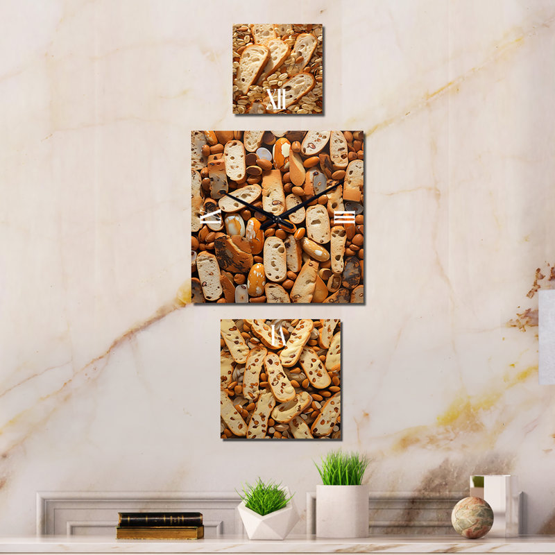 Severi Metal Wall Clock