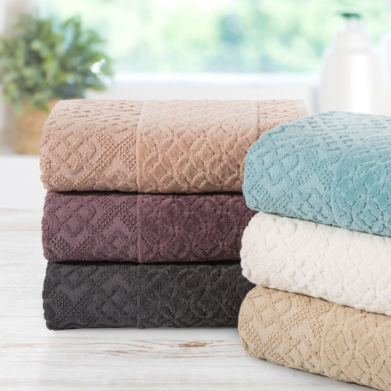 Iznah Midweight Jacquard Bath Towel