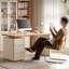 Ensemble de bureau et de chaises de style moderne