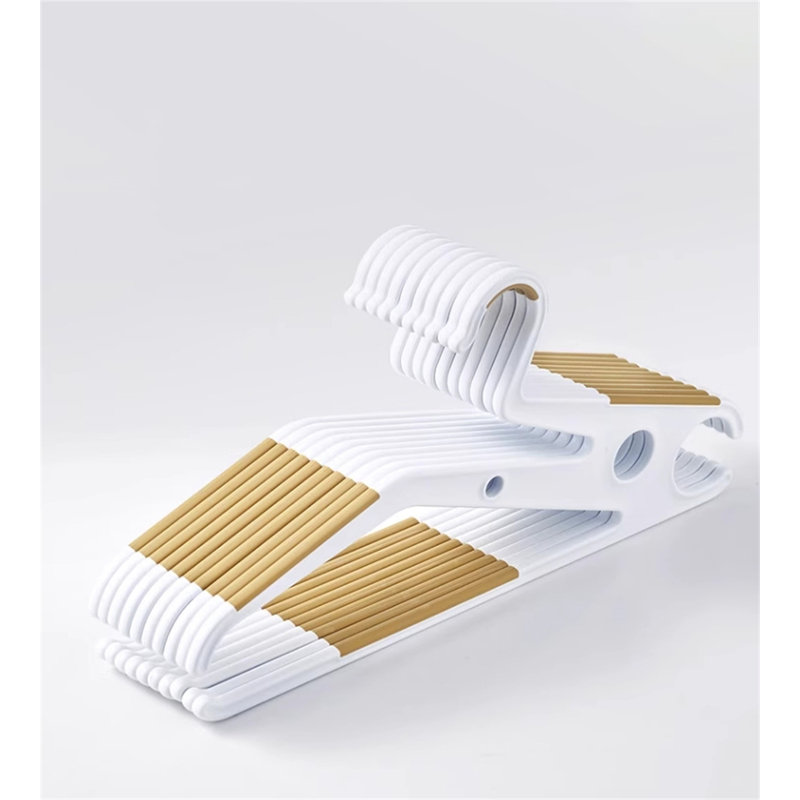 Cintre en plastique antidérapant pour robe / chandail / chandail Nyela, 3