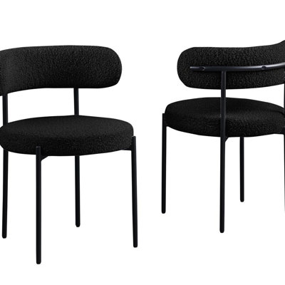 De 2 chaises de salle à manger rembourrées en tissu noir avec pieds en métal noir et fermeté moyenne