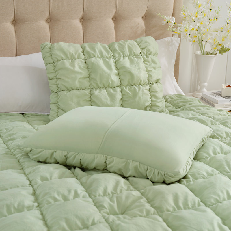 Amélie Home Bubble Textured Comforter Set, Lightweight All Season Bedding with Soft Microfiber Fill, 3, Green
