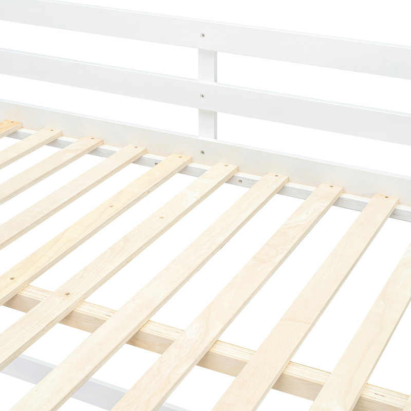 Lit double superposé blanc avec structure en bois de pin, idéal pour la décoration de la chambre à coucher, rehausse l'espace, construction solide, utilisation à long terme, maximise l'espace limité, garde-corps