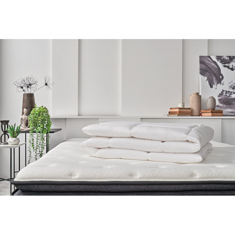 Insertion de couette matelassée toutes saisons Tolland, Simple