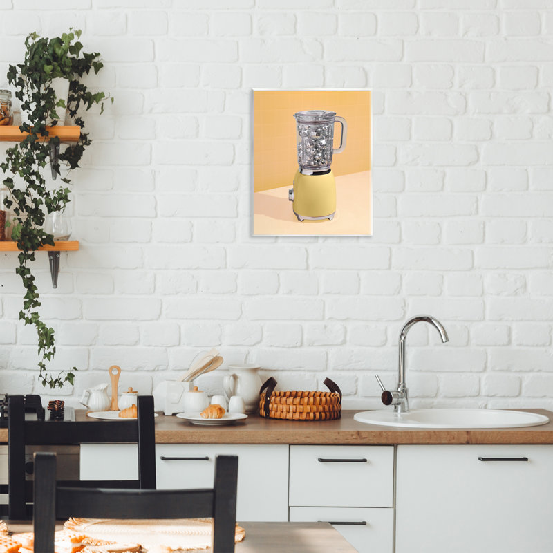 Plaque murale Disco Drink Blender sur jaune, design par Lish Creative