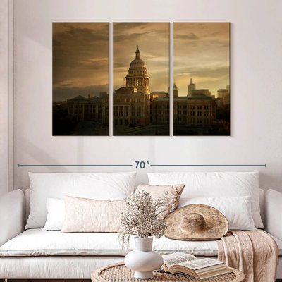 Sunset At Texas State Capitol