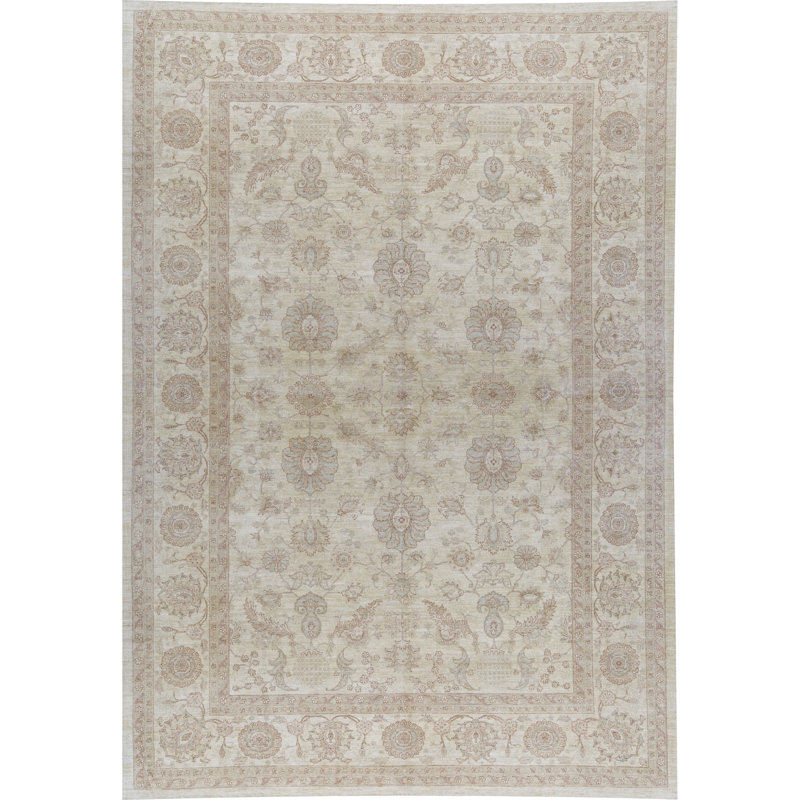 Sultanabad Wool Oriental Area Rug in Ivory/Light Brown