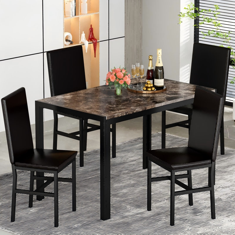 Ensemble de table de salle à manger pour 4 personnes, ensemble de salle à manger en faux marbre 5 pièces avec 4 chaises rembourrées, ensemble de table et chaises de cuisine moderne peu encombrante pour la salle à manger, le coin repas, le salon