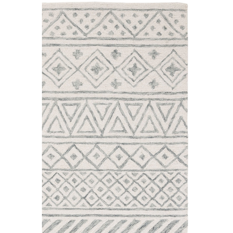 Metro Hand Tufted Wool/Cotton/Latex Rug in Gray, Runner 2'3" x 9'