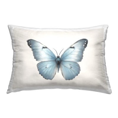 Coussin décoratif imprimé papillon bleu symétrique par Elizabeth Medley