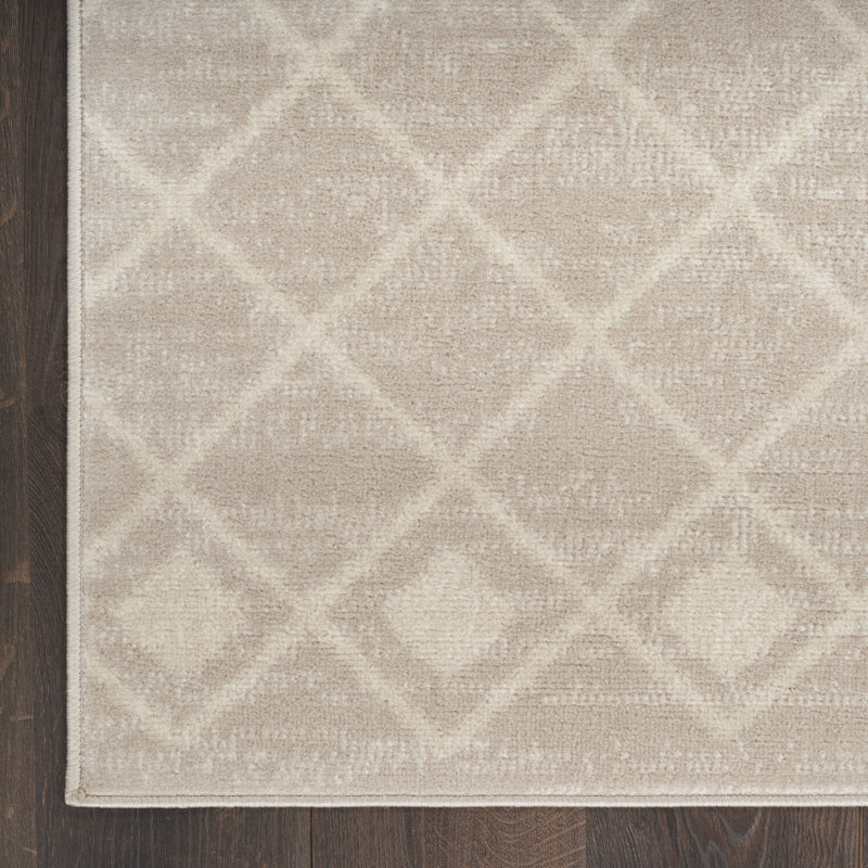 Julicia Geometric Indoor Rug, Rectangle 7' x 10'