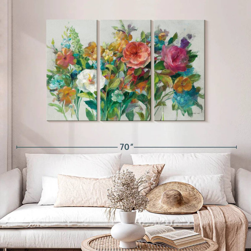 Harnek Country Florals Neutral, 32" H x 50" W
