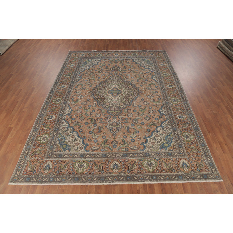 Traditional Wool Area Rug 8x11