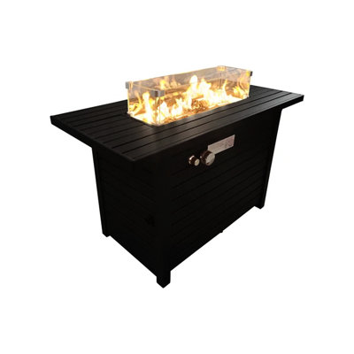 Table de foyer d'extérieur au propane en acier de 24 po avec couvercle - Améliorez votre temps extérieur avec un foyer confortable. Acier, aspect neutre. Base à lattes pour une sensation aérée. Accessoires de foyer. Couvercle, couvercle, pierres de lave, perles de verre.