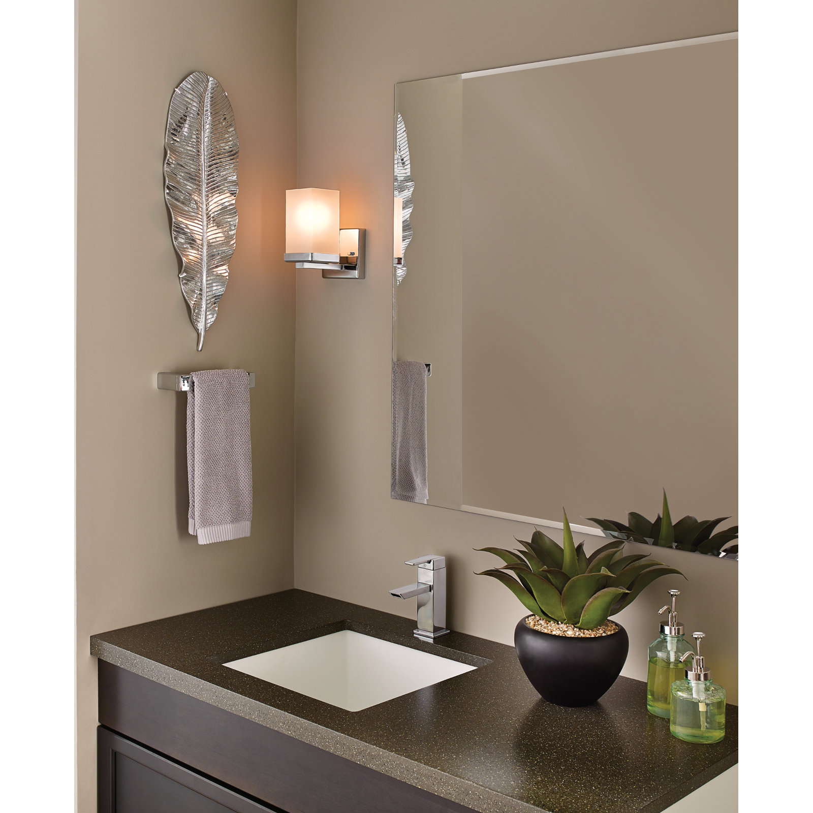 90 Degree 24" Wall Mounted Towel Bar, Chrome, 8.3"
