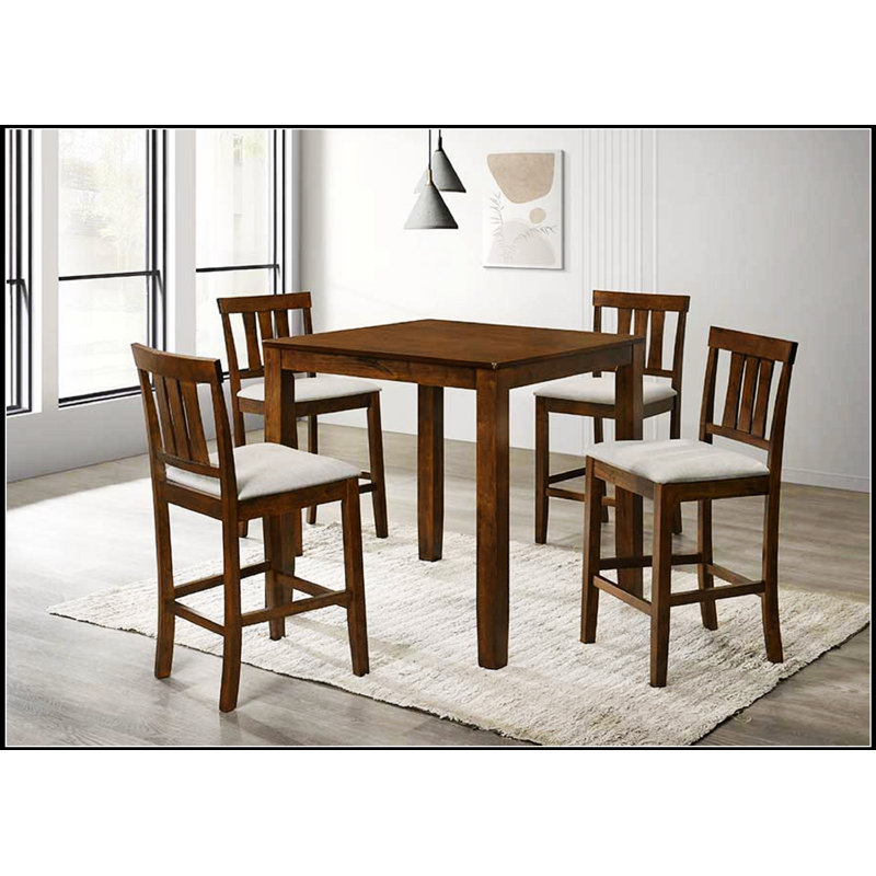 Charmante table carrée à hauteur de comptoir au fini cerisier pour une salle à manger compacte et une mise en valeur élégante de la pièce