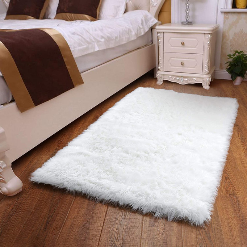 Tapis blanc à poils longs Haja Fluffy, Rectangle 8 pi x 10 pi