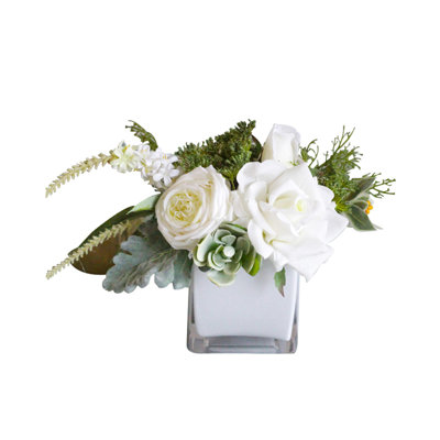 Arrangement floral roses