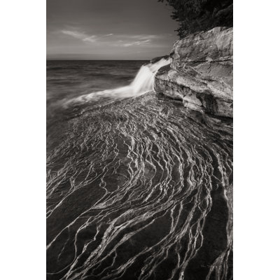 Photo «Rocks Michigan I BW» par Alan Majchrowicz - impression d'un seul cadre