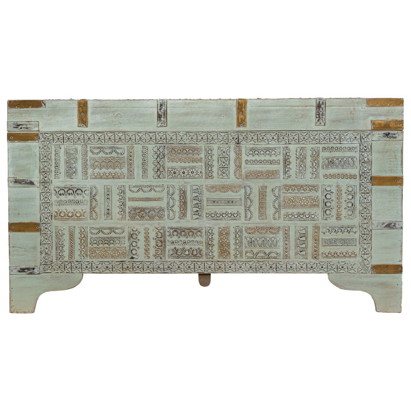 Breandrea Accent Trunk