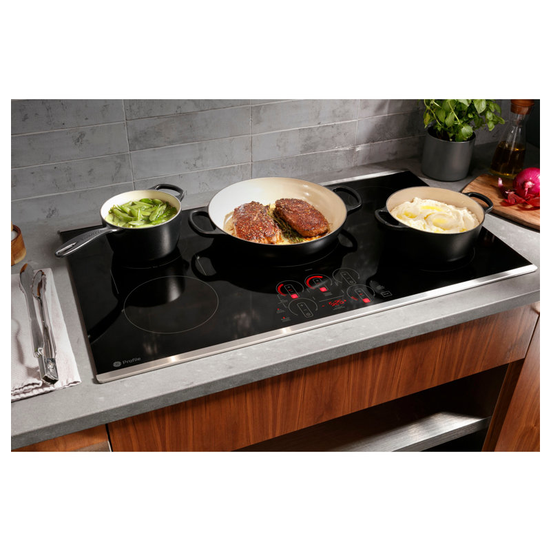 Induction Cooktop with 4 Elements, Stainless Steel