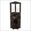 Grande armoire à vin de ferme avec porte de grange, miroir en acrylique et support en verre pour un rangement élégant