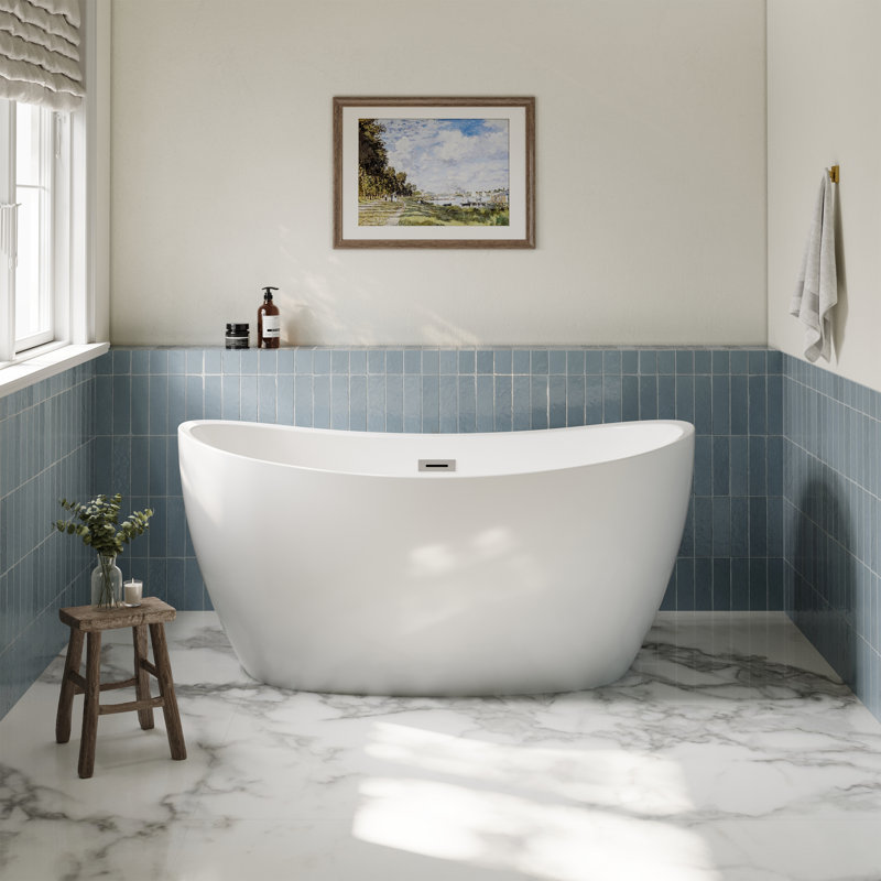 Baignoire autoportante Dorrit de 140 cm (55 po) blanche avec bonde et trop-plein chromés polis