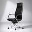 Chaise ergonomique à dossier haut avec assise réglable et roulettes à roulement fluide, idéale pour le confort et la mobilité dans tout espace de travail.