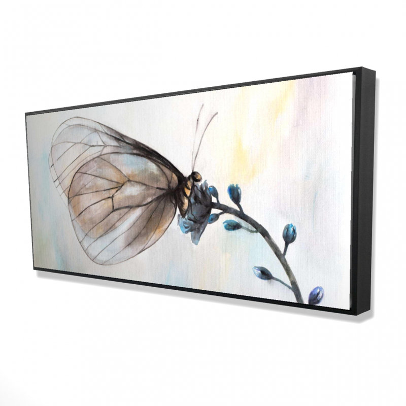 Butterfly On Blue Flowers Print On Canvas, H 24 po x l 48 po