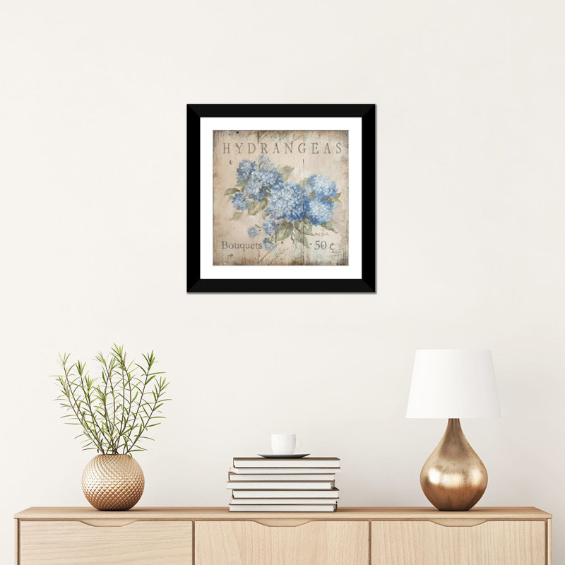 «Hydrangeas Bouquets (50 Cents)» par Debi Coules, impression sur toile tendue, Papier avec cadre noir, Blanc