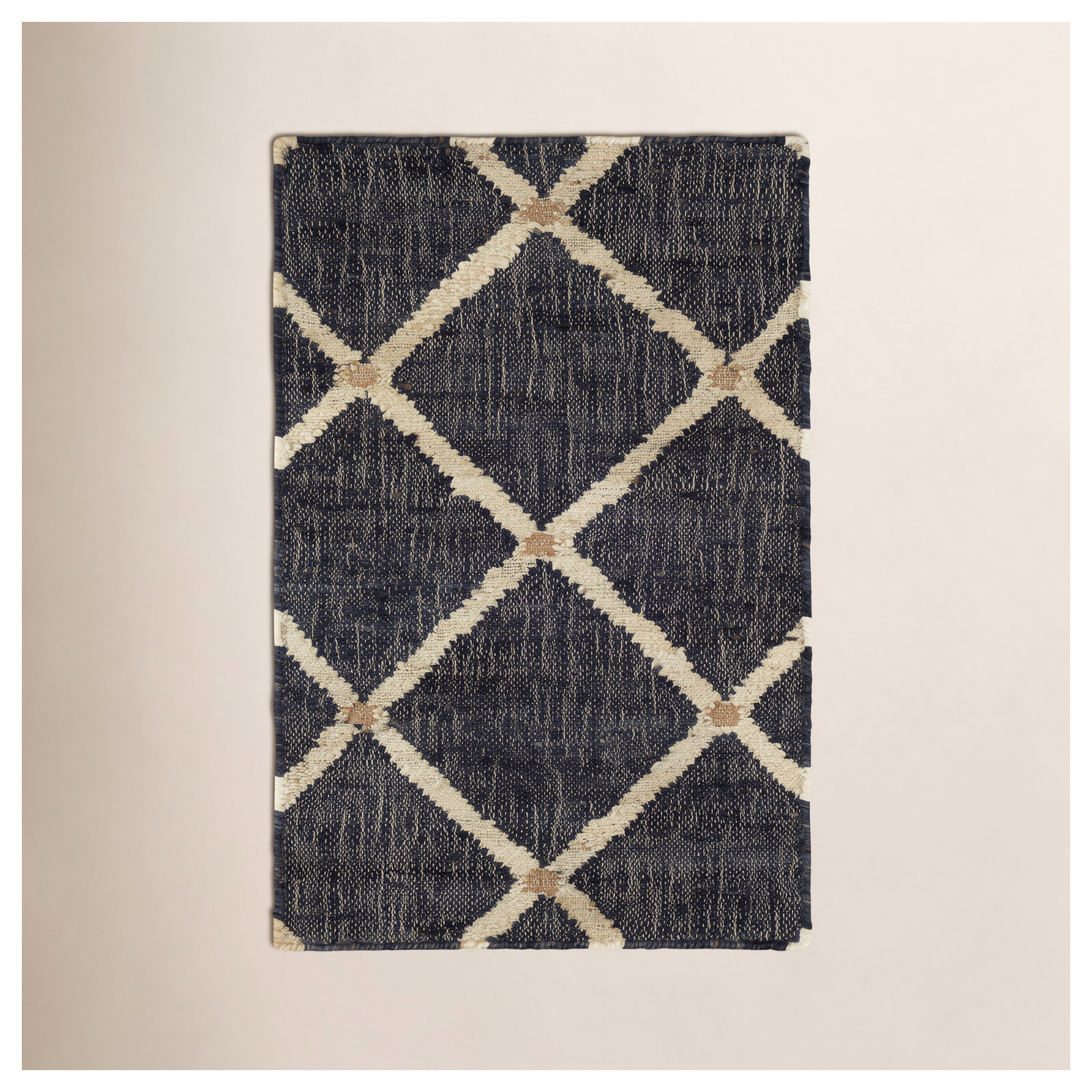 Kali Black Handwoven Jute Rug, Rectangle 2' x 3'