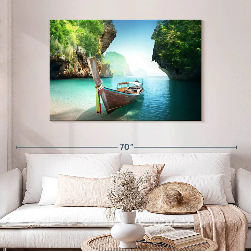 Bateau Mehar sur la plage de Krabi, H 32 po x l 48 po