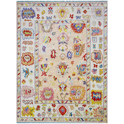 Oriental Area Rug in Ivory