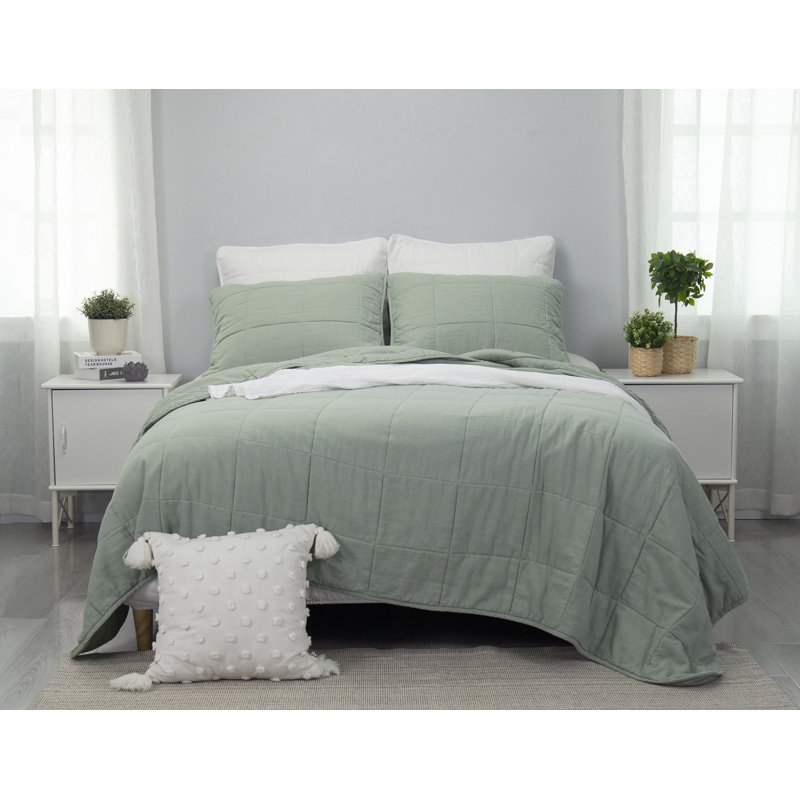 Sage Green Cotton Queen Quilt Set with Pillow Shams