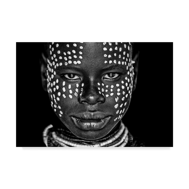 Karo Girl par Vedrn Vidak - reproduction de photo sur toile tendue, H 12 po x l 19 po x P 2 po