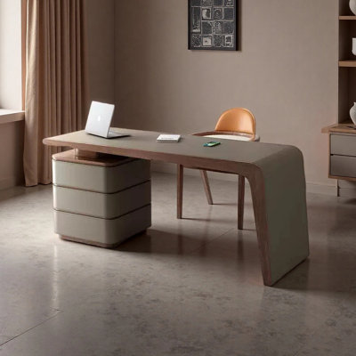 Bureau italien minimaliste