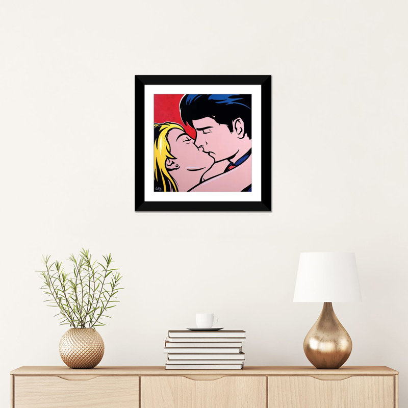 «The Kiss», impression sur toile, H 24 po x l 24 po x P 1 po, Papier d'art encadré noir, Blanc
