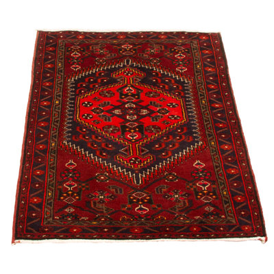Andelz Red Rug 3'5" x 4'9"