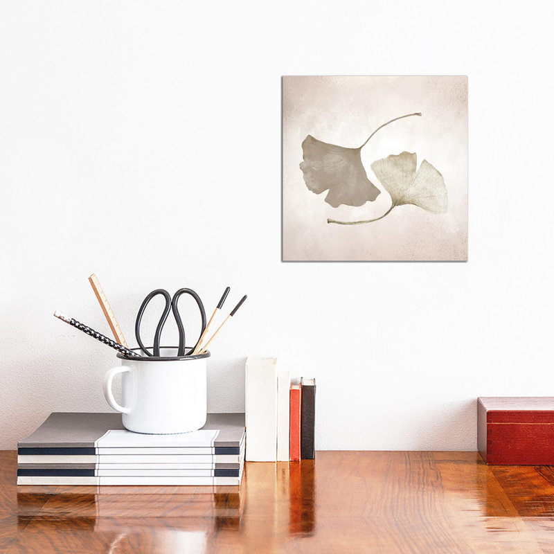 «Ginkgo II» par Kimberly Allen - peinture sur toile tendue, H 12 po x l 12 po x P 0,75 po